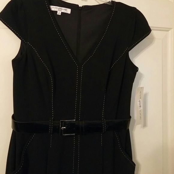 Black Dress - Picture 2 of 5